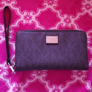 MK Wristlet Wallet